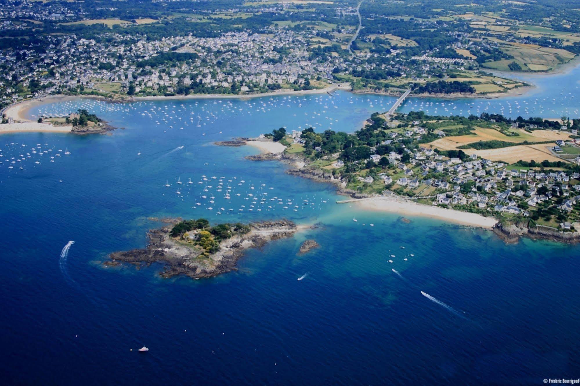 Hotel De La Houle Saint-Briac-sur-Mer Bagian luar foto